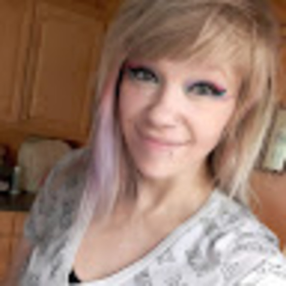 nikkiroach505